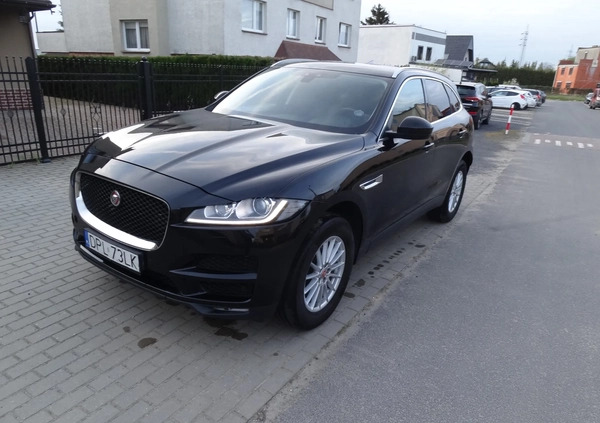 Jaguar F-Pace cena 85000 przebieg: 124000, rok produkcji 2016 z Poznań małe 56